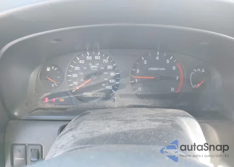 2001 Nissan Xterra Xe-V6 z USA, uszkodzony, nr VIN 5N1ED28T01C521557